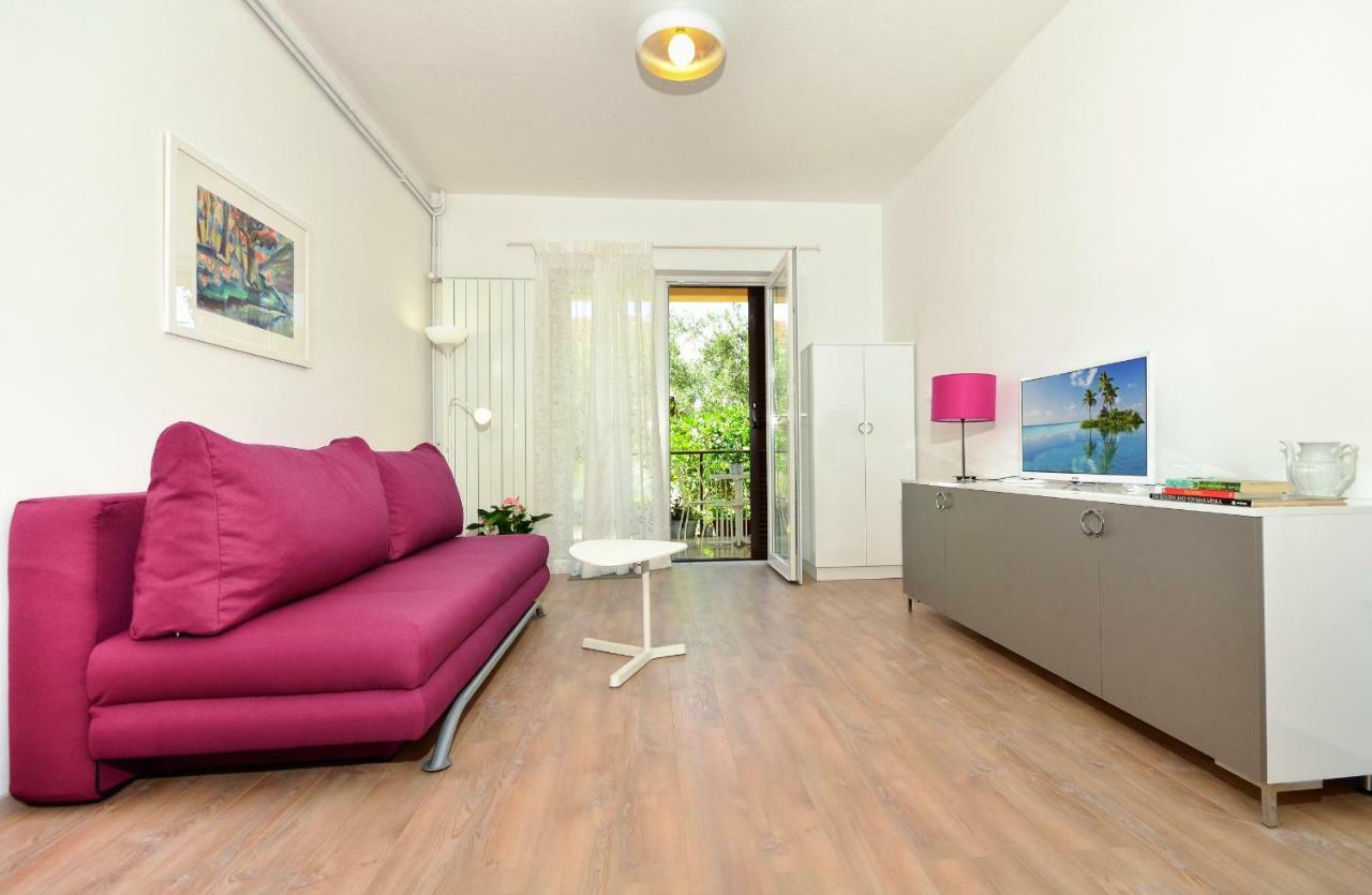 Apartments Denise Podgora Esterno foto